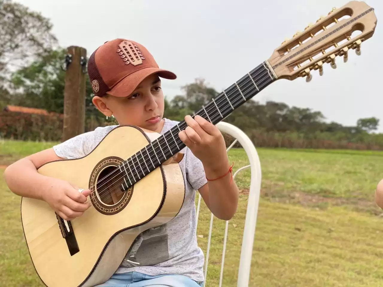 Luiz Viola, o menino prodígio da viola caipira.